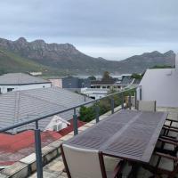 Penthouse at the Pearl of Hout bay, hotel in Hout Bay Beach, Hout Bay