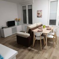 Encantador apartamento completo con dos habitaciones, хотел в района на Викалваро, Мадрид