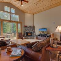 High Altitude at Tahoe Donner - Huge 4 BR with Private Hot Tub, Pool Table, Ping Pong, HOA Amenities