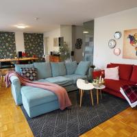 Your comfortable apartment in Dusseldorf city, hotel di Oberkassel, Düsseldorf