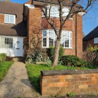 Beautiful 5 bedroom house in a lovely quiet area
