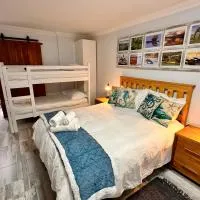 4 on Meerenbosch, hotel u gradu Knisna