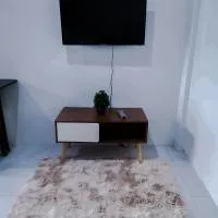 Sleep, Eat, Relax with Serenity, готель у місті Лусена