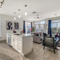 Radiant condo on the Riverwalk 1325