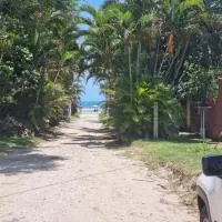 Bela's Suítes- 60 m da praia de Barequeçaba, hotel u gradu 'Barequeçaba'