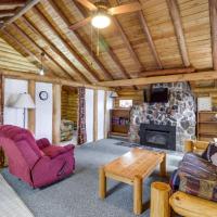 Rustic Bemidji Cabin with Boat and Lake Access!, hotel poblíž Letiště Bemidji Regional - BJI, Bemidji