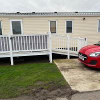 CW27 St Osyth Holiday Park with disability Ramp