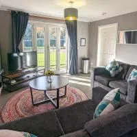 Superb Modern Apartment, FREE Secure Parking!: Allesley şehrinde bir otel