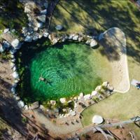 Eureka Station Camping Retreat, hotel dekat Bandara Gayndah - GAH, Apple Tree Creek