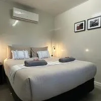 Tanjanerup Chalets “Winston”, hotell i Nannup