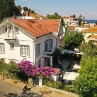 Viesnīca Serguzest Otel pilsētā Bujukada