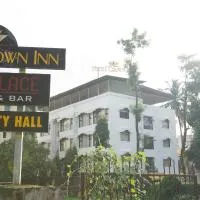 Crown Inn, hotel a Panvel