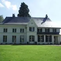 Manoir de l'As de Trèfle, hotel en Isneauville