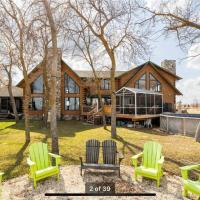 Private Lakefront Sanctuary, hotel cerca de Aeropuerto de Lac Du Bonnet - YAX, Matlock