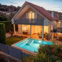 Athina Sea Villa Close To Athens, hotel en Oropo