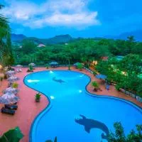 VResort Kim Boi - Hoa Binh、Hòa Bìnhのホテル