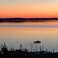 Peaceful holiday apartment with stunning lake view, Hotel in Joutsa