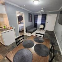 Blue Shark G9 - Midtown 1BR King Suite, Hotel im Viertel Montrose, Houston