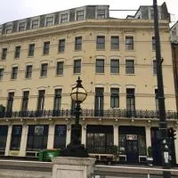 Imperial House "Serviced Apartments", hotel di Margate