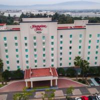 Hampton Inn by Hilton Guadalajara-Aeropuerto, hotelli kohteessa Guadalajara alueella Tlaquepaque
