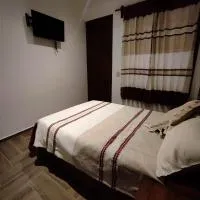 Casa Mictlan. Habitaciones en el Centro de Mitla., hotel em San Pablo Villa de Mitla