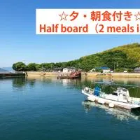 離島-宿navelの学校-三原港から船で14分, готель у місті Міхара