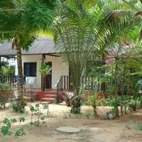 Hotel Village Vacances Awale Plage, hotel en Grand-Popo
