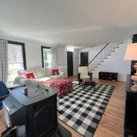Litchfield Modern Farmhouse, hotel a Litchfield