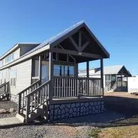 093 Star Gazing Tiny Home nr Grand Canyon South Rim Sleeps 8, hotel a Valle