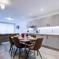 Luxury 2 bed flat in a new block in East Acton