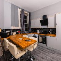 Super Central 4 Bedrooms Apartment by Calton Hill