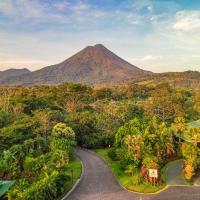 Arenal Manoa Resort & Hot Springs, hotel in Fortuna