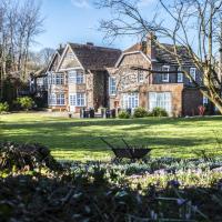 Findon Manor Hotel, hotel in Worthing
