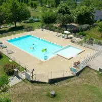 Camping Onlycamp Les Tuillères, hotell i Vercheny