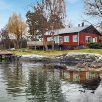 Awesome Home In Vikbolandet With House Sea View