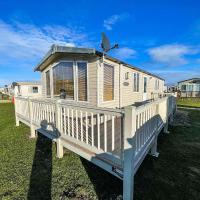 Lovely Caravan With Spacious Decking At North Denes In Suffolk, Ref 40134nd