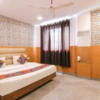 FabHotel Ssensse, hotel in Rohini, New Delhi