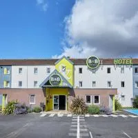 B&B HOTEL Caen Mémorial, hotel u gradu Kan