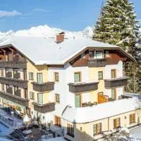 Appartement- und Wellnesshotel Charlotte - 3 Sterne Superior, hotel di Seefeld in Tirol