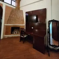 HOSTAL HACIENDA APULCO โรงแรมในHuahuaxtla