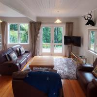 Morere cottage, &xi;&epsilon;&nu;&omicron;&delta;&omicron;&chi;&epsilon;ί&omicron; &kappa;&omicron;&nu;&tau;ά &sigma;&tau;&omicron; &Alpha;&epsilon;&rho;&omicron;&delta;&rho;ό&mu;&iota;&omicron; Wairoa - WIR, Morere