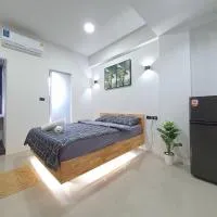 Irich residence South Samrong 6 Kms BTS-Pu Chao, hôtel à Samut Prakan