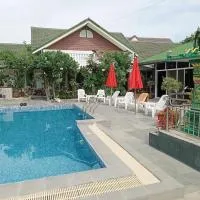 Thaineth Sport Camp, hotel in Nong Prue