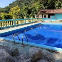 Chalé Mirante do Félix (Amarelo), hotel en Praia do Felix, Ubatuba