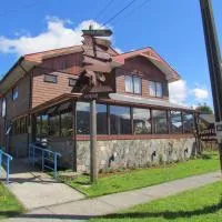 Hostería Antupirén, hotel a Hornopiren
