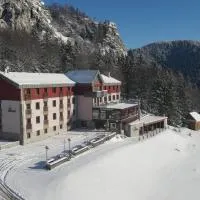 Hotel Malina - Ski & Bike resort, отель в Ружомбероке