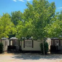 Bungalows Zaragoza Camping,薩拉戈薩的飯店