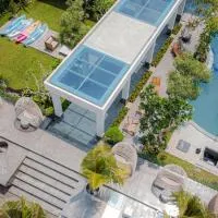 Tabebuya Resto & Resort, Hotel in Kesembu