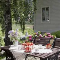 Jordbærstova Feriehus, hotel Valldalban