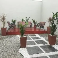 Kitnet 3 - próximo ao centro de Jacareí, מלון בז'אקראי